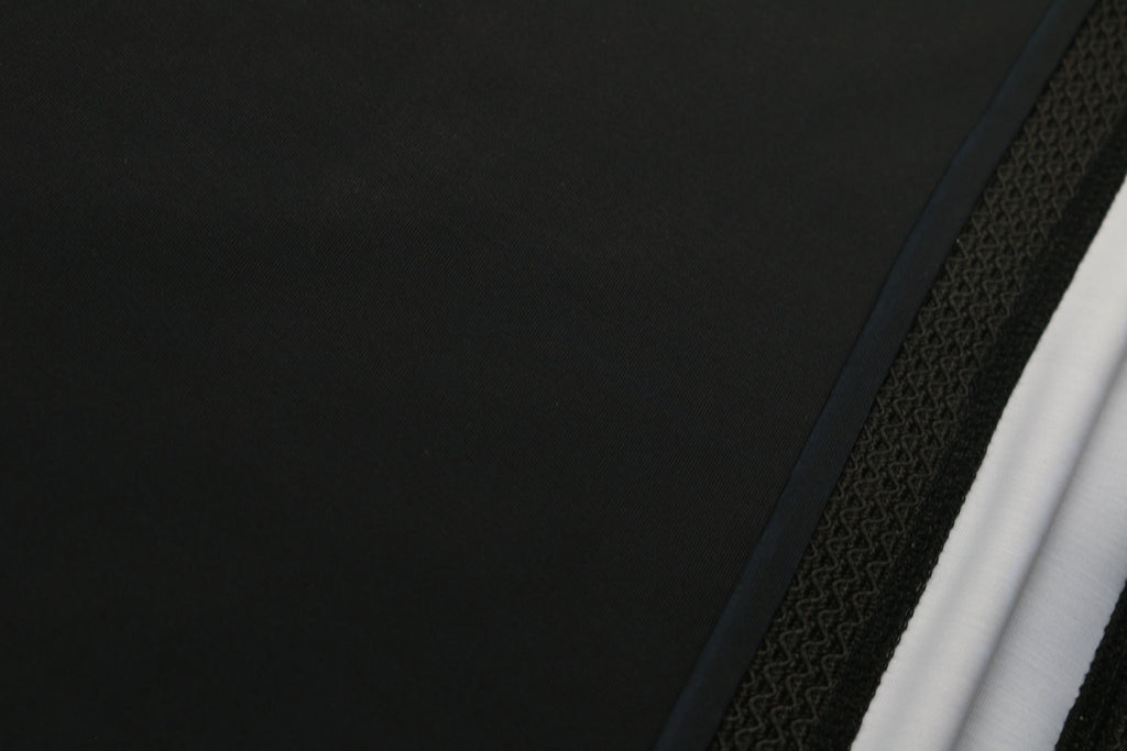 Initia · Rashguard Blanca