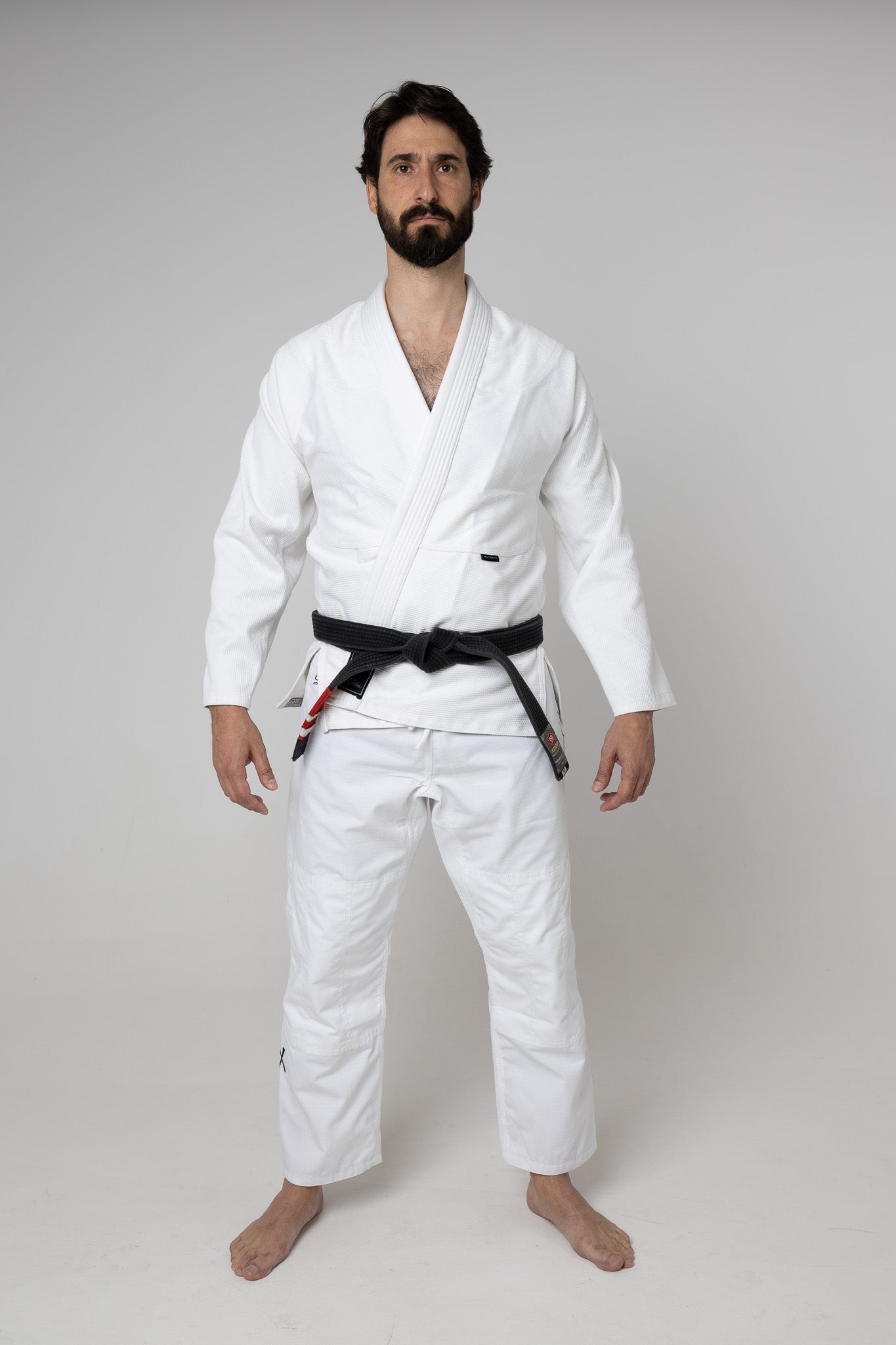 Kimono BJJ blanco premium AUTŌRITA Galea para hombre y mujer, diseño elegante para Brazilian Jiu-Jitsu y competición